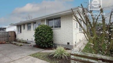  at 2/565A Ferry Road, Woolston, Christchurch