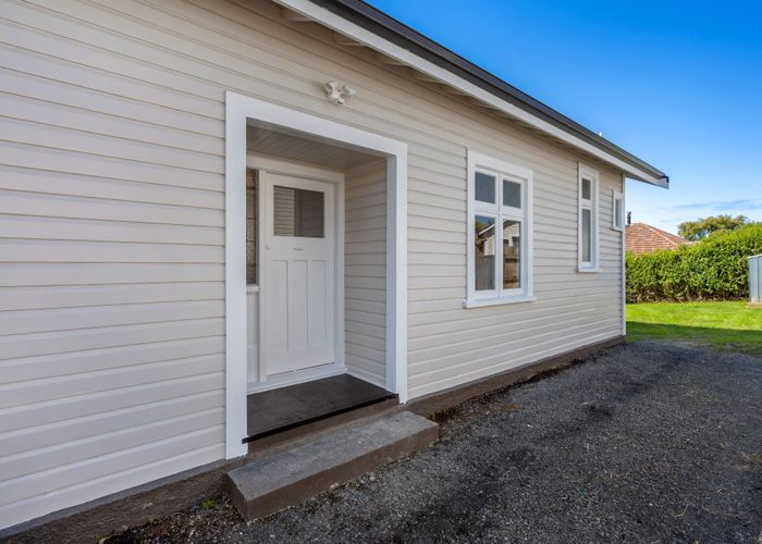  at 127 Oakwood Avenue, Balaclava, Dunedin