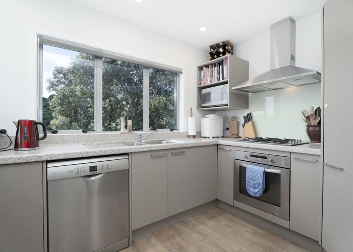  at 27 Endeavour Drive, Whitby, Porirua, Wellington