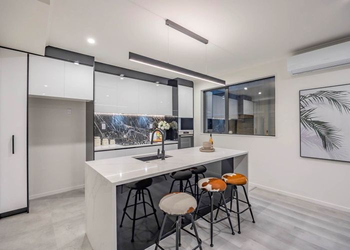  at 60A Bradbury Road, Botany Downs, Manukau City, Auckland