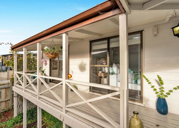  at 66 Hutchinsons Road, Bucklands Beach, Auckland