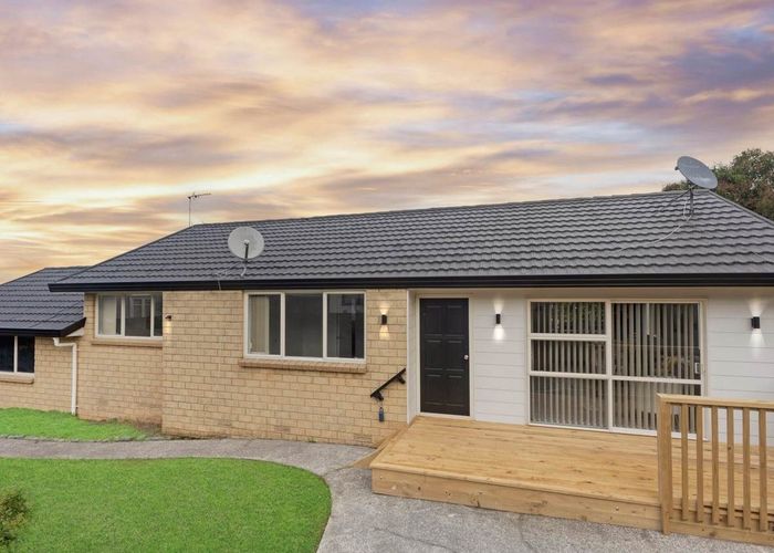  at 11D Hill Road, Papatoetoe, Auckland