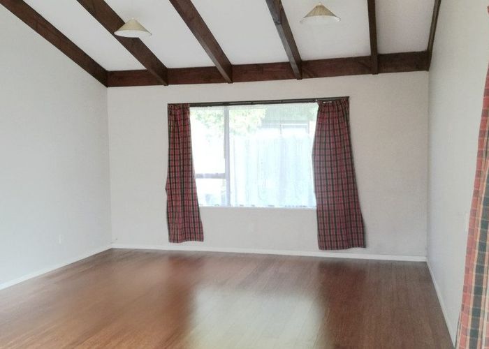  at 33 Olena Avenue, Sunnyhills, Auckland