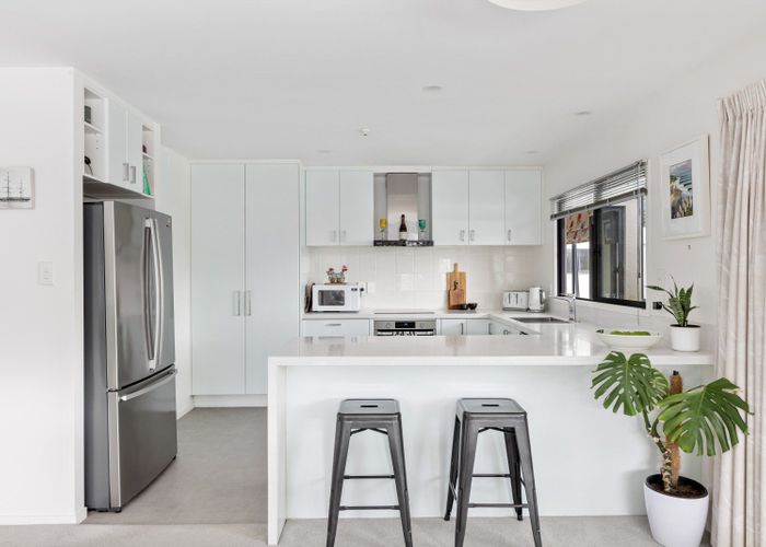  at 7E Puriri Avenue, Orewa, Rodney, Auckland