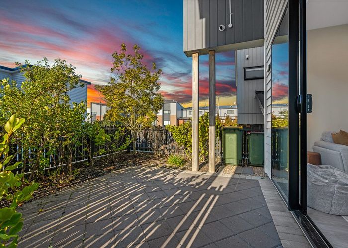  at 43 Westgate Drive, Westgate, Waitakere City, Auckland