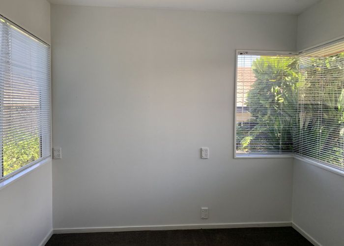  at 3 Bridgehead Cove, West Harbour, Auckland