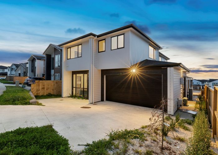  at 34 Bushfield Drive, Flat Bush, Auckland