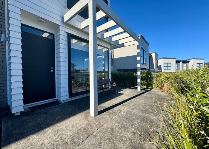  at 62 Matairangi Avenue, Totara Heights, Auckland