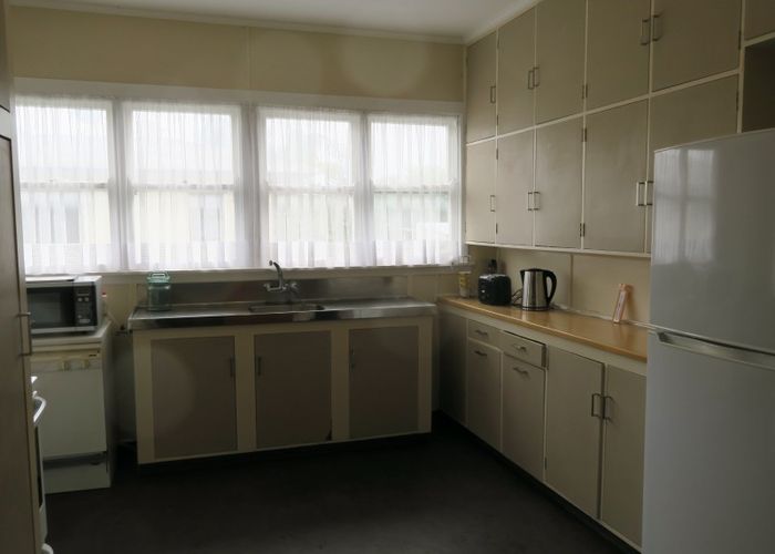 at 8 Chalmers Road, Te Hapara, Gisborne