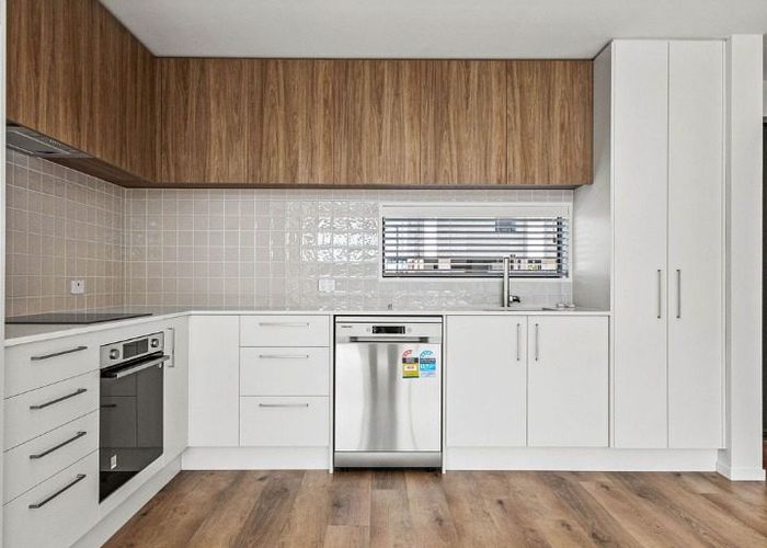  at 2/226 Blenheim Road, Riccarton, Christchurch City, Canterbury