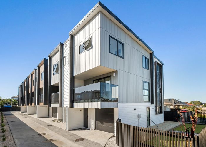  at 2/600 Mount Wellington Highway, Mount Wellington, Auckland City, Auckland