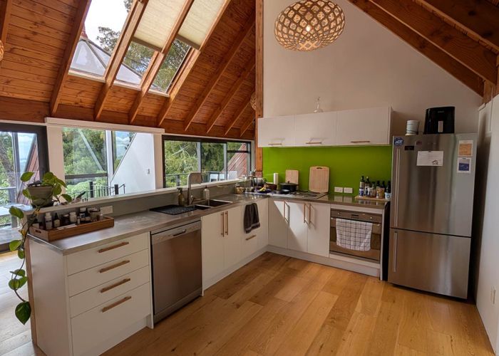  at 22 Tui Crescent, Waiatarua, Waitakere City, Auckland