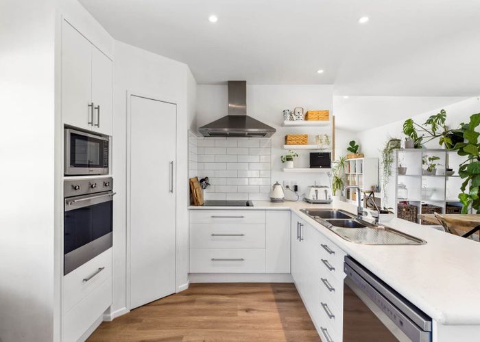  at 71 Carlton Crescent, Maraetai, Auckland