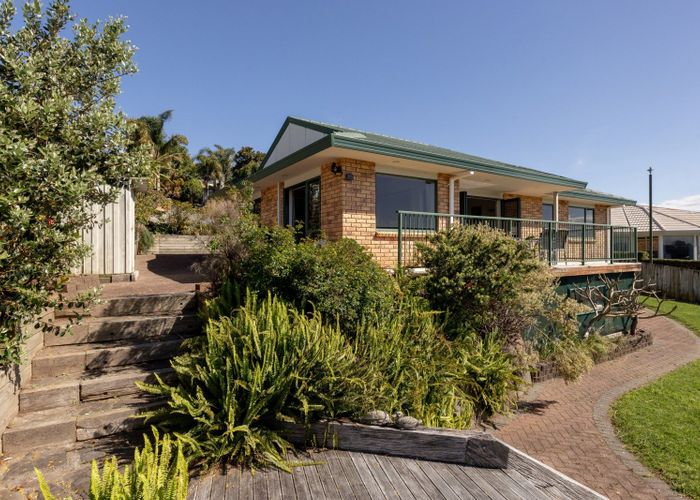  at 32 Downing Place, Welcome Bay, Tauranga, Bay Of Plenty