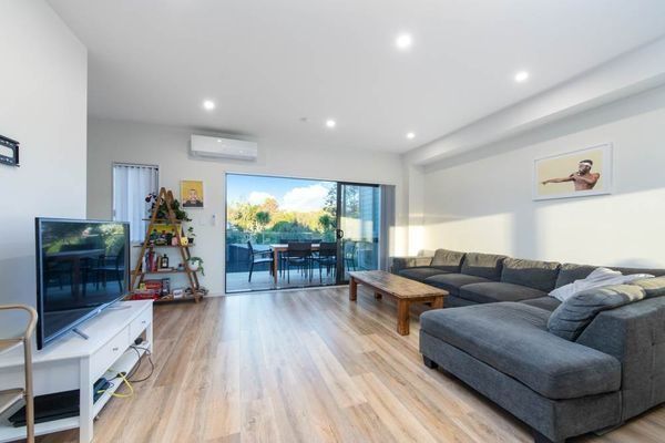  at 2B Kororo Street, Northcote, North Shore City, Auckland
