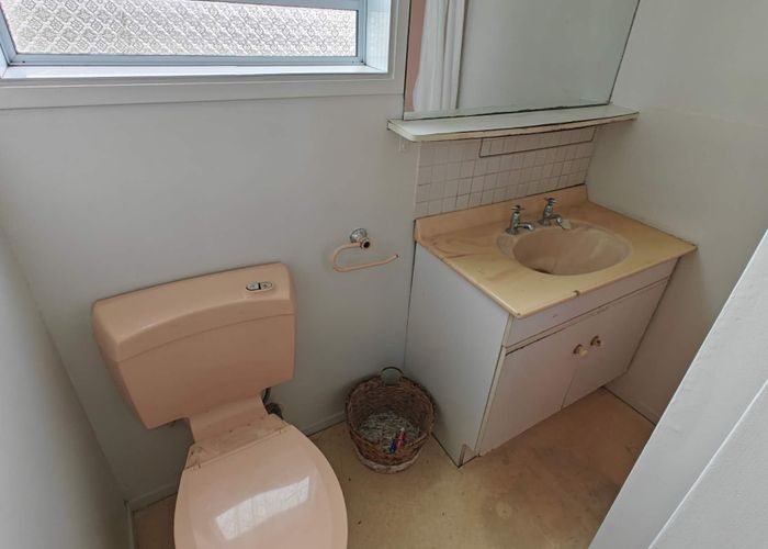  at 12 Boakes Road, Mount Wellington, Auckland City, Auckland