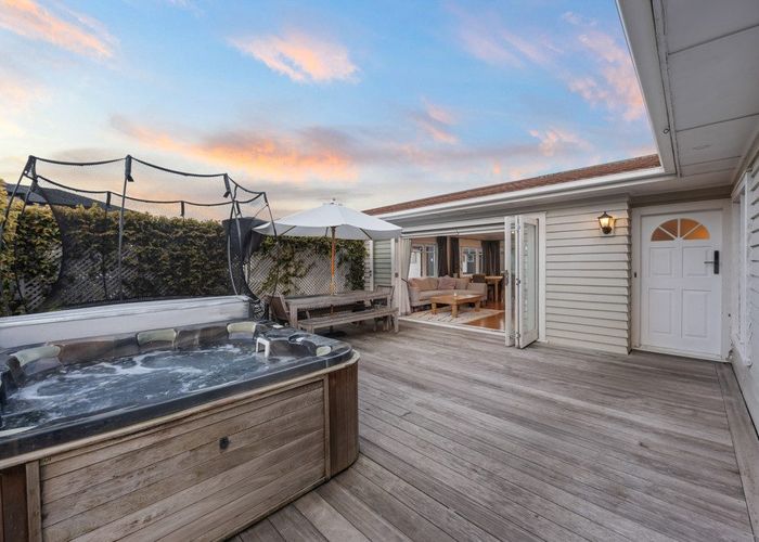  at 50 Barrack Road, Mount Wellington, Auckland City, Auckland