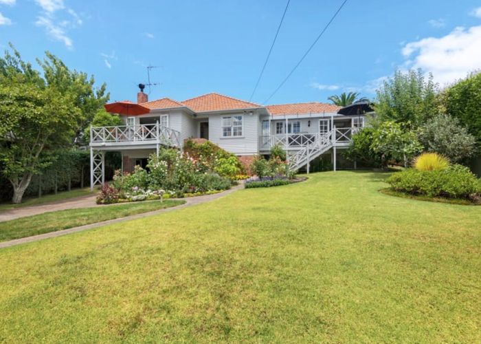  at 31 Rutherford Terrace, Meadowbank, Auckland City, Auckland