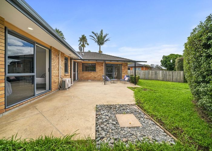  at 3 Samuel Cross Place, Greenhithe, North Shore City, Auckland