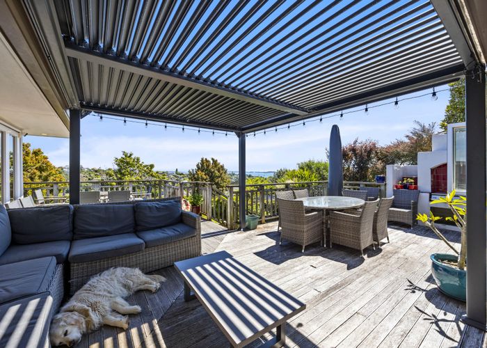  at 4 Mellons Bay Road, Howick, Manukau City, Auckland