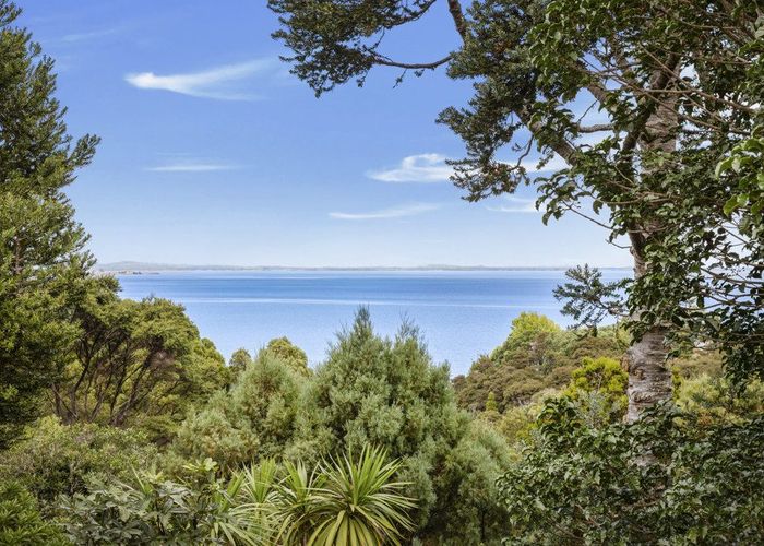  at 47 Takahe Road, Titirangi, Waitakere City, Auckland