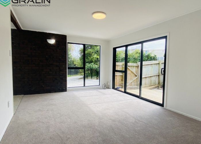  at 32 Kelman Road, Kelston, Auckland