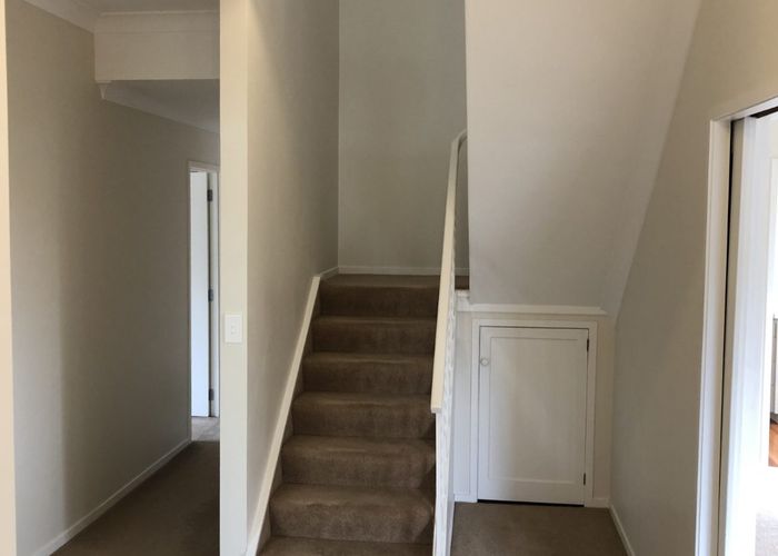  at 7 Sylvan Park Avenue, Milford, North Shore City, Auckland