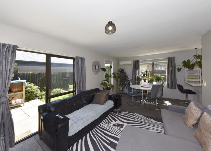  at 4/23 Tower Street, Hornby, Christchurch