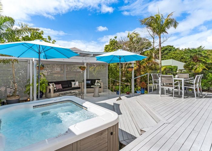  at 9 Muka Close, The Gardens, Manukau City, Auckland
