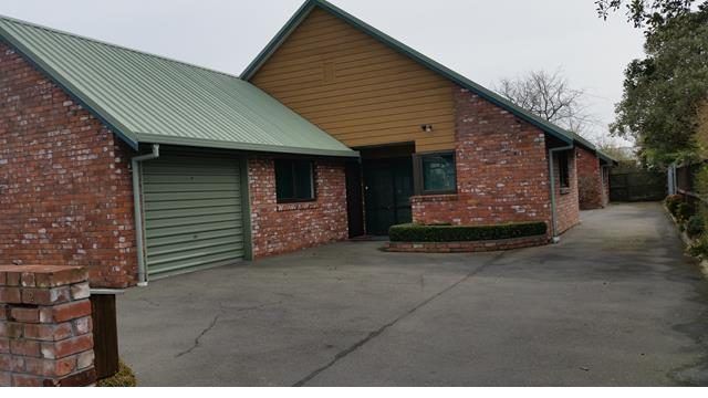  at 1/67 Hawthorne Street, Strowan, Christchurch