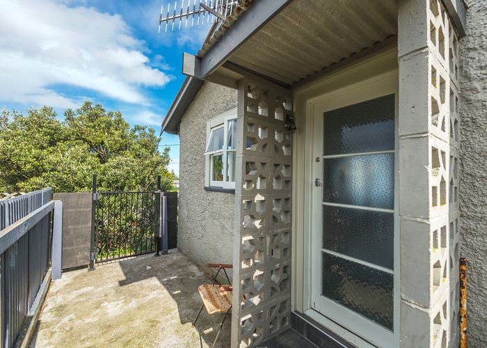  at 27 Manuka Street, Castlecliff, Whanganui