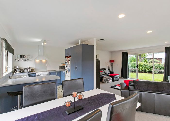  at 9/55 Mountain Road, Mangere Bridge, Auckland