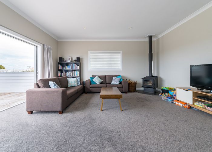  at 33 Stanley Street, Kenmure, Dunedin