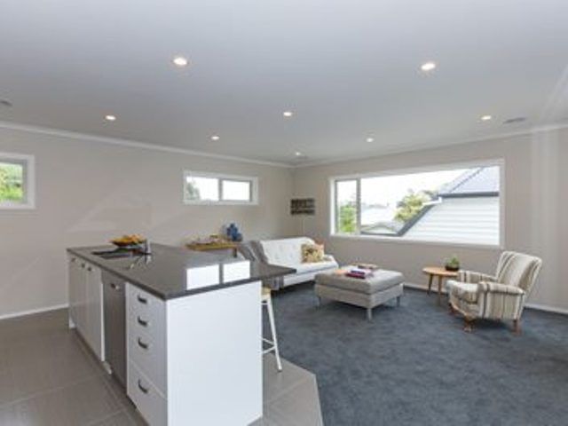  at 4/121 Muritai Road, Eastbourne, Lower Hutt