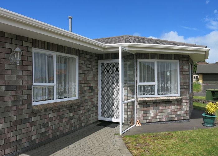  at 2 Loader Place, Tawhero, Whanganui