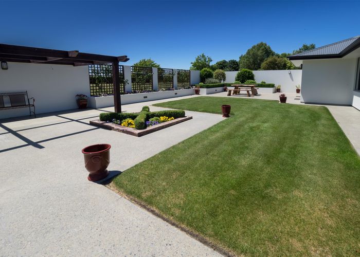  at 221 Smithfield Road, Elgin, Ashburton