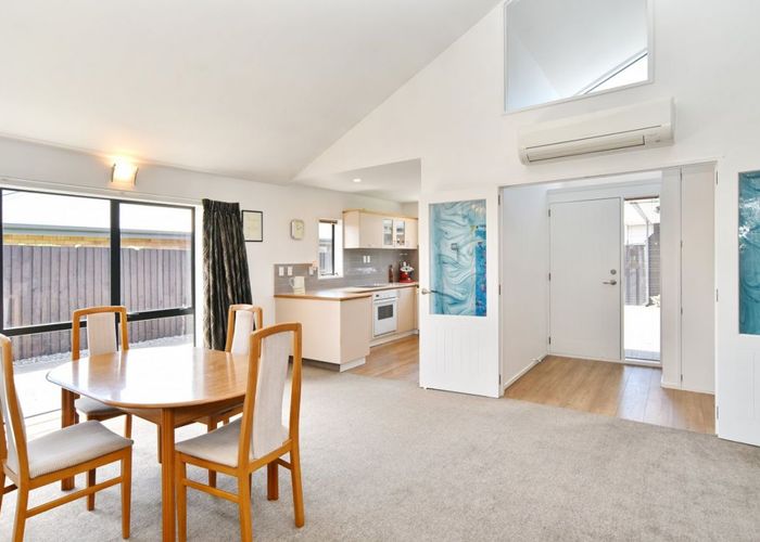  at 1/14 Jocelyn Street, Casebrook, Christchurch