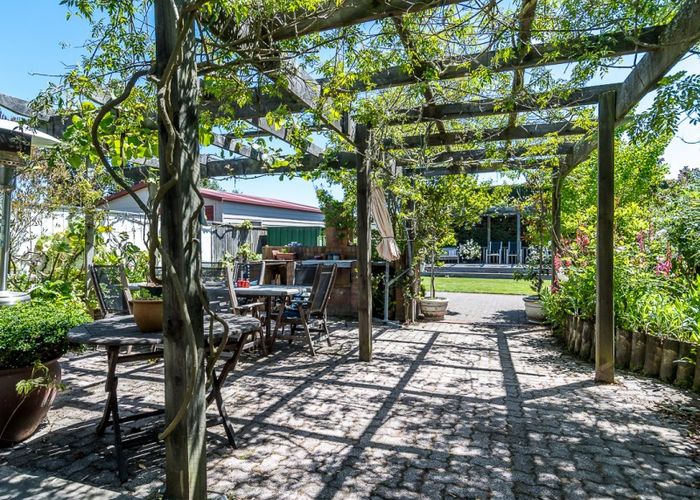 at 129 North Shore Road, Eskdale