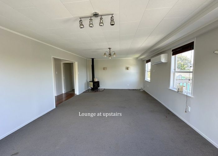  at 11 Fordham Street, Beach Haven, Auckland