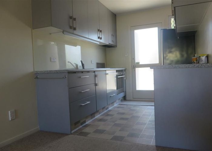  at 2/22 Browning Street, Sydenham, Christchurch City, Canterbury