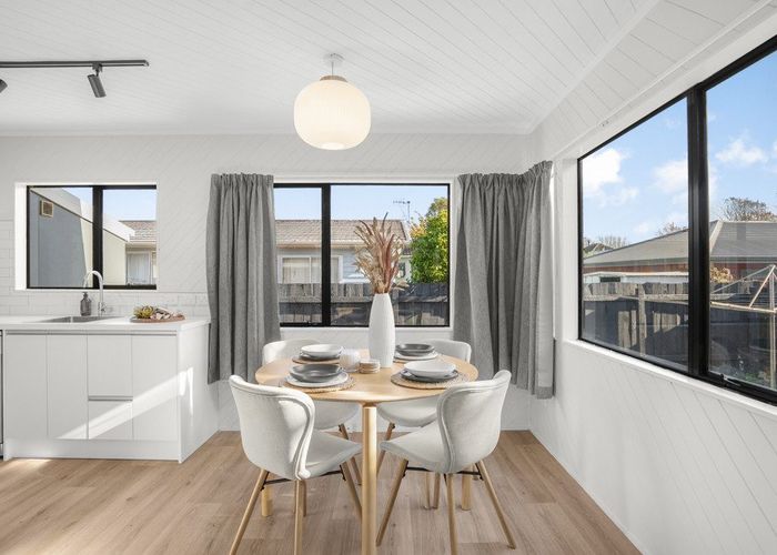  at 2/219 Naenae Road, Naenae, Lower Hutt, Wellington