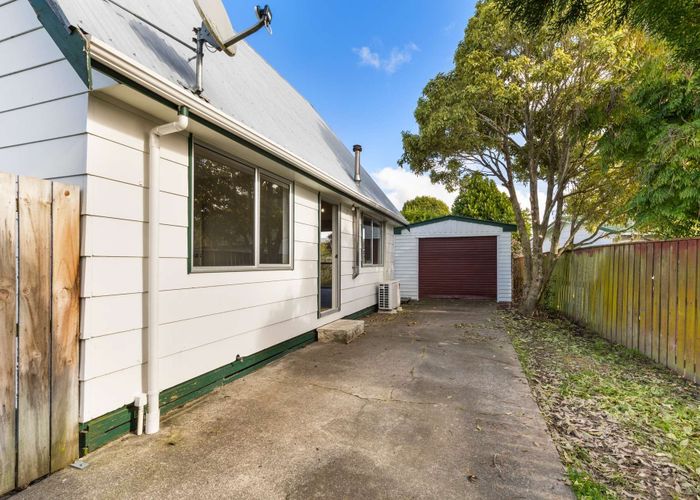  at 30B Newton Place, Westbrook, Palmerston North