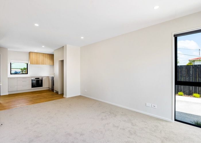  at 77 Matipo Road, Te Atatu Peninsula, Waitakere City, Auckland