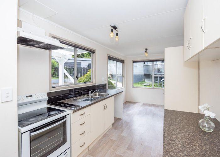  at 36 Rothesay Place, Dinsdale, Hamilton