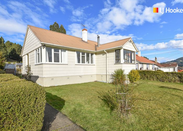  at 21 Burgess Street, Green Island, Dunedin