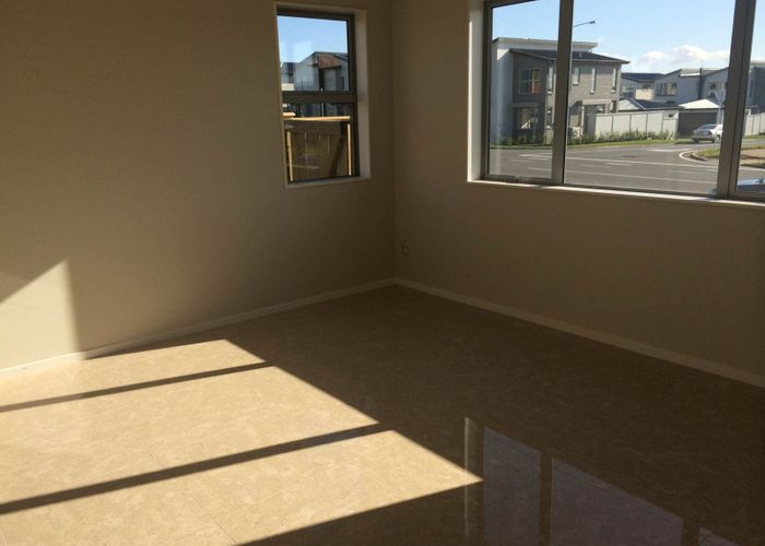  at 97 Flat Bush School Road, Flat Bush, Manukau City, Auckland