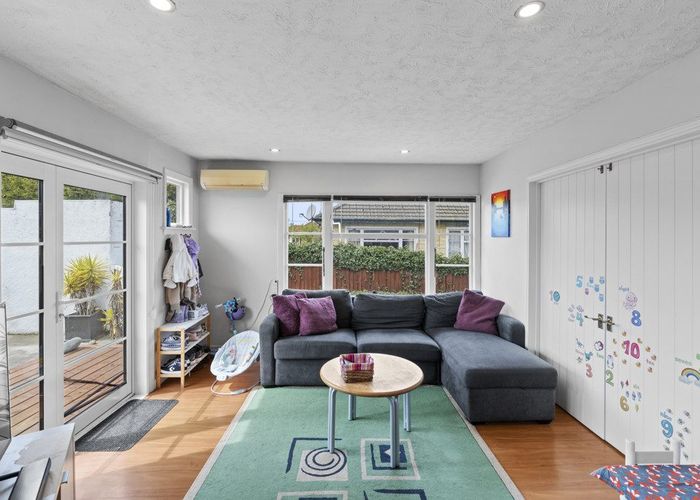  at 6 Roberts Road, Hei Hei, Christchurch