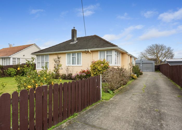  at 14 Wilson Crescent, Highbury, Palmerston North