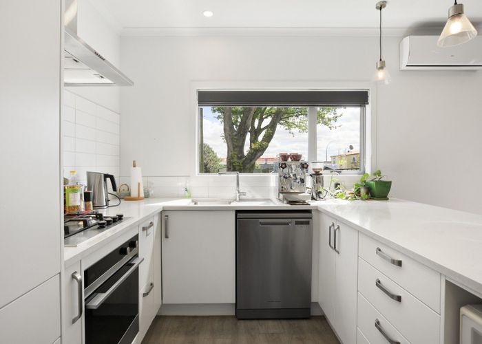  at 8E Mary Street, Frankton, Hamilton