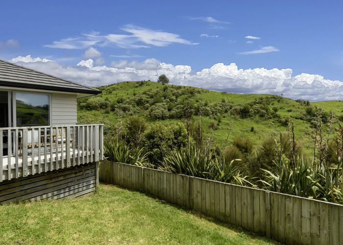  at 142 Ballintoy Park Drive, Welcome Bay, Tauranga